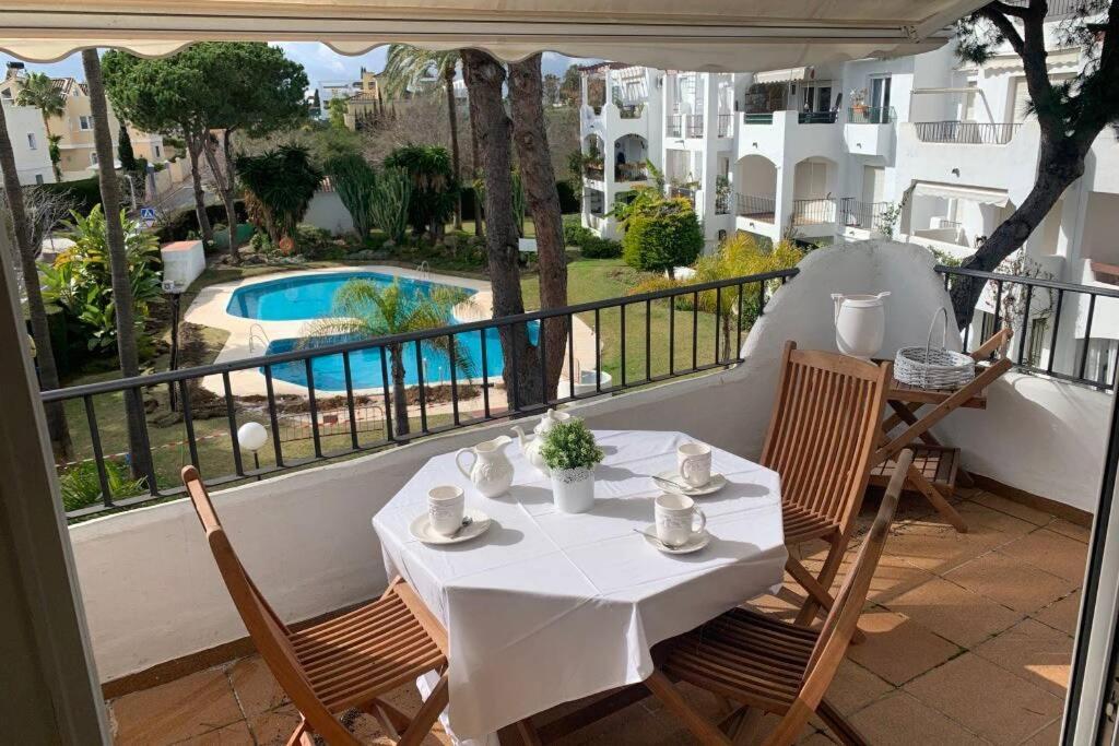 Oasis Sun Beach Costa Del Sol Estepona Kültér fotó