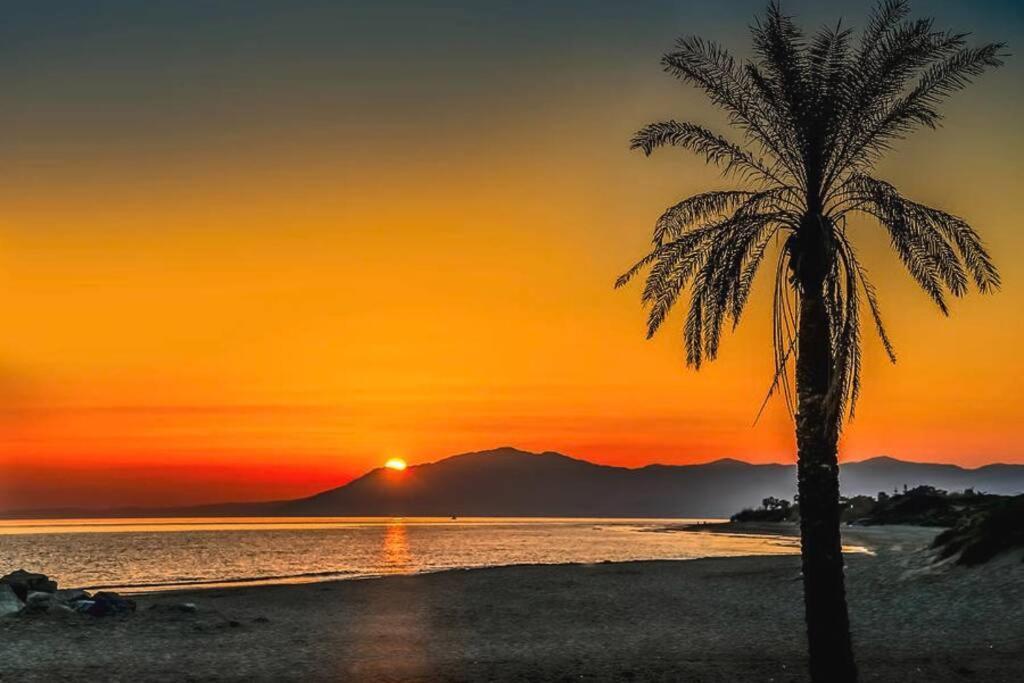 Oasis Sun Beach Costa Del Sol Estepona Kültér fotó